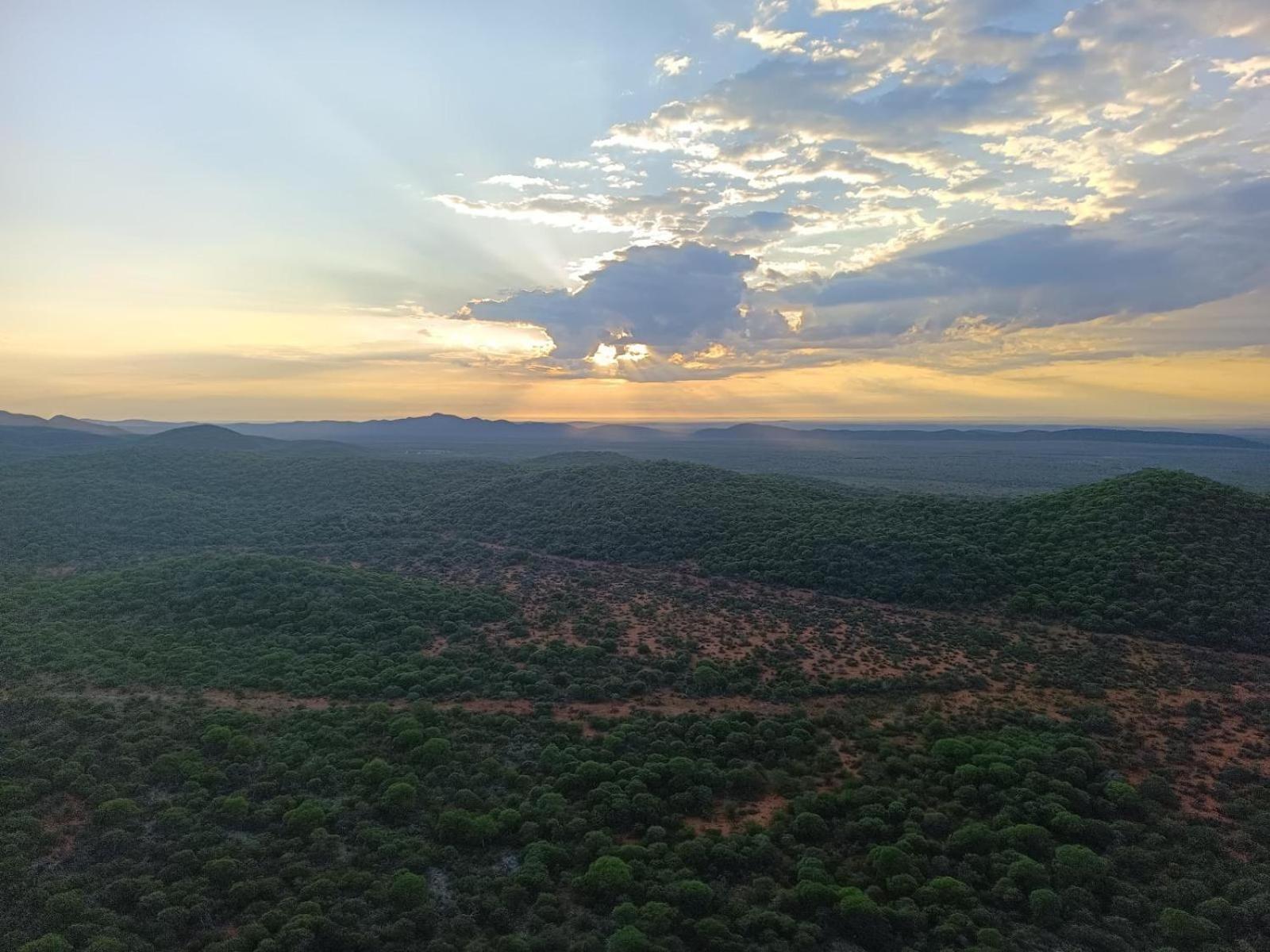 Kifaru Bush Camp Hotel Оутджо Екстериор снимка